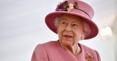 Is Queen Elizabeth II Dead Or Still Alive? Her Doctors This Morning Amid Increasing Concerns For Her Health