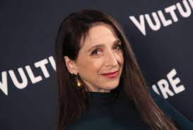 Marin Hinkle Net Worth In 2022: It Might Surprise You - Marriage Life and Children