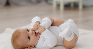Parents Guide To Learn How To Get Your Babies To Roll Over