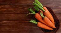 Should You Eat Carrots For Vitamin B12? Know Basic Vitamins Present