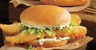 7 Worst Fast-Food Fish Sandwiches | According to Dietitians