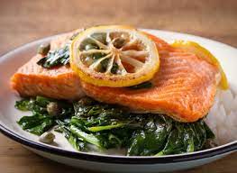 7 Science-Backed Benefits of Eating Salmon