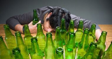 Beware! Excessive Alcohol Consumption Can Lead To Dementia