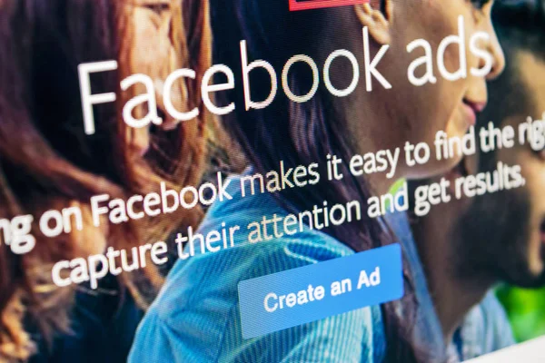 9 Easy Ways to Target Wealthy People with Facebook Ads
