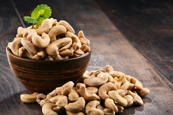 11 Surprising Health Advantages of Consuming Soaked Cashew Nuts