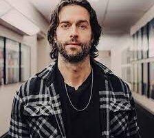 Did Chris D'Elia Get a Nose Job Done? Body Measurements and Wiki