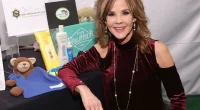 Is Linda Blair Suffering From Scoliosis Illness? Health 2023